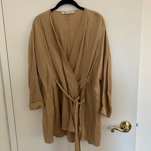 Linen wrap top from Zara
